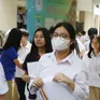 Thí sinh rạng rỡ sau khi hoàn thành môn thi Ngữ Văn dễ thở