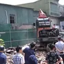 Cưỡng chế, tháo dỡ công trình vi phạm trên đất nông nghiệp ở xã Tân Triều, Hà Nội