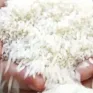 Gạo Ấn Độ rớt giá sâu, Việt Nam đứng vững