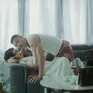 Mặt trời lạnh - Tập 4: Đang mặn nồng với sếp, Mai Ly bị đuổi ra ngoài