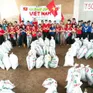 Hơn 200.000 tình nguyện viên tham gia nhặt rác trong chiến dịch “Clean Up Việt Nam”