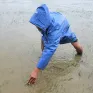 Bão số 1 gây mưa lớn, sạt lở, nhà ngập, hoa màu mất trắng ở miền Trung