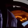 Tài xế xe khách chạy 100 km/h vẫn cầm điện thoại nhắn tin