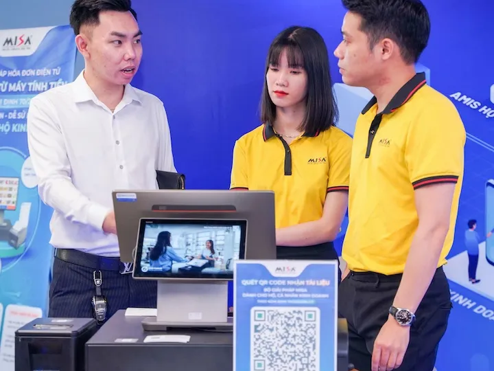 ‘Chuyên nghiệp hoá’ hộ kinh doanh từ việc làm đơn giản nhất
