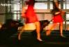 Xu hướng ‘Naked Flying’ ở giới trẻ lên ngôi